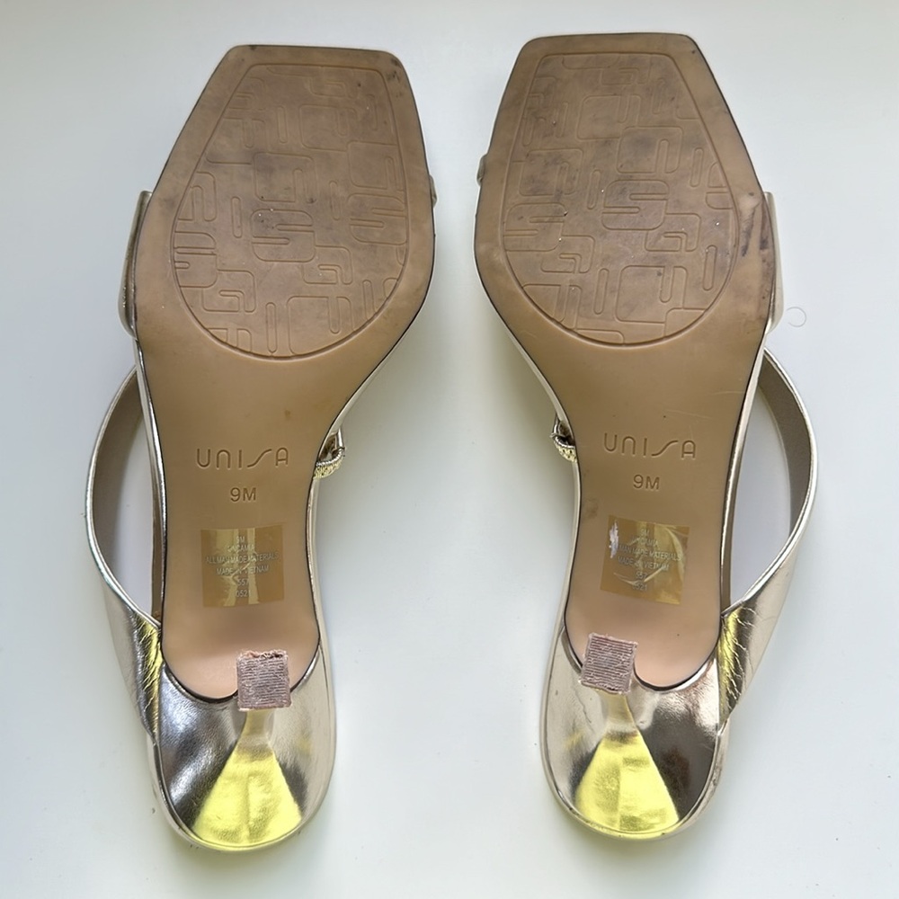 Gold Heeled Sandals Size 9M - Picture 6 of 6